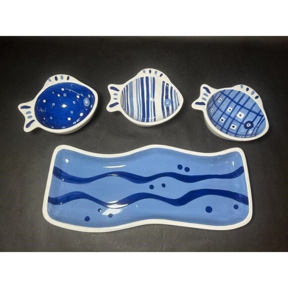 4pc Crate & Barrel Blue & White Fish Snack Set - Picture 4 of 5